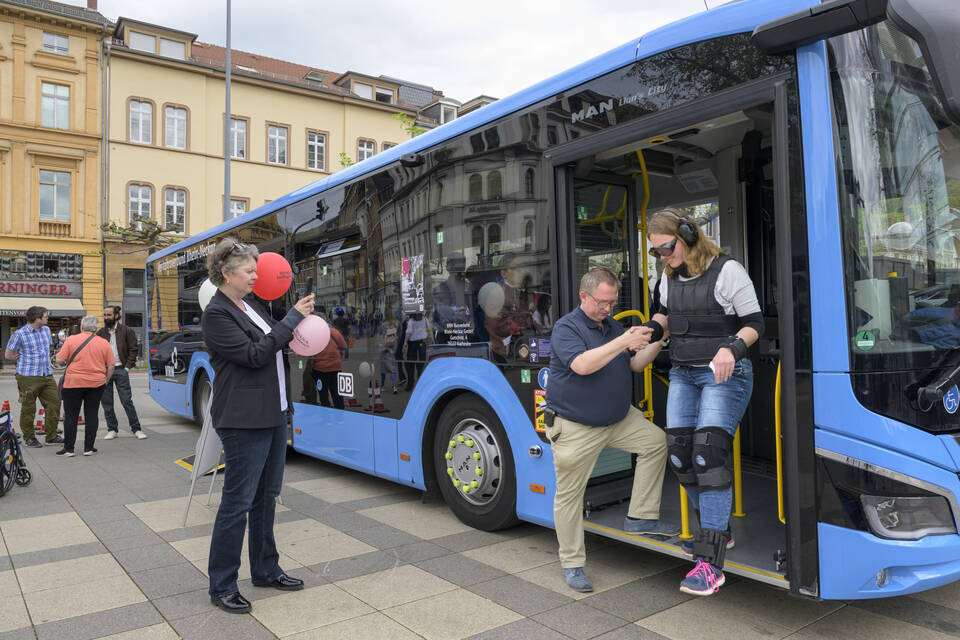 Demonstration für Barrierefreiheit und Inklusion in Heidelberg ...