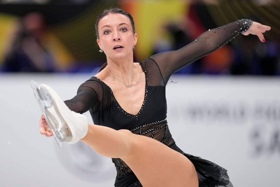 Nicole Schott Nicole Schott