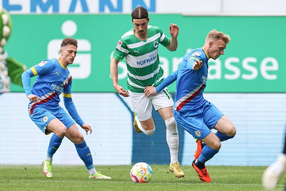 SpVgg Greuther Fürth - Eintracht Braunschweig SpVgg Greuther Fürth - Eintracht Braunschweig
