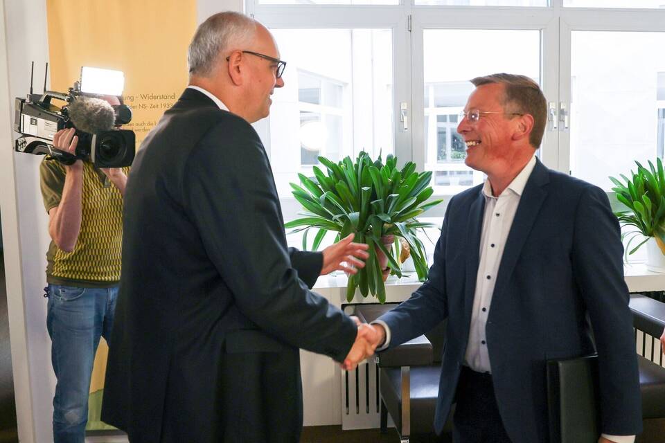 Bremer Parteien setzen Sondierungsgespräche nach der Wahl fort Bremer Parteien setzen Sondierungsgespräche nach der Wahl fort