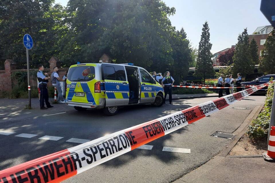 Ein Mann bei Schießerei in Köln getötet Ein Mann bei Schießerei in Köln getötet