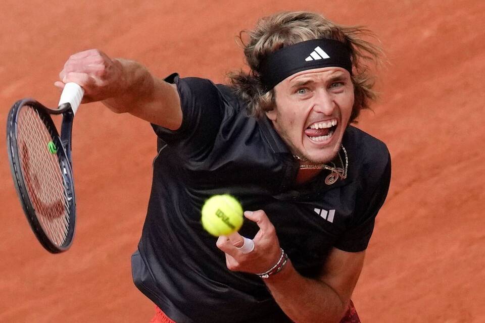 French Open Traum vom Titel Zverev kämpft sich ins Halbfinale Sport