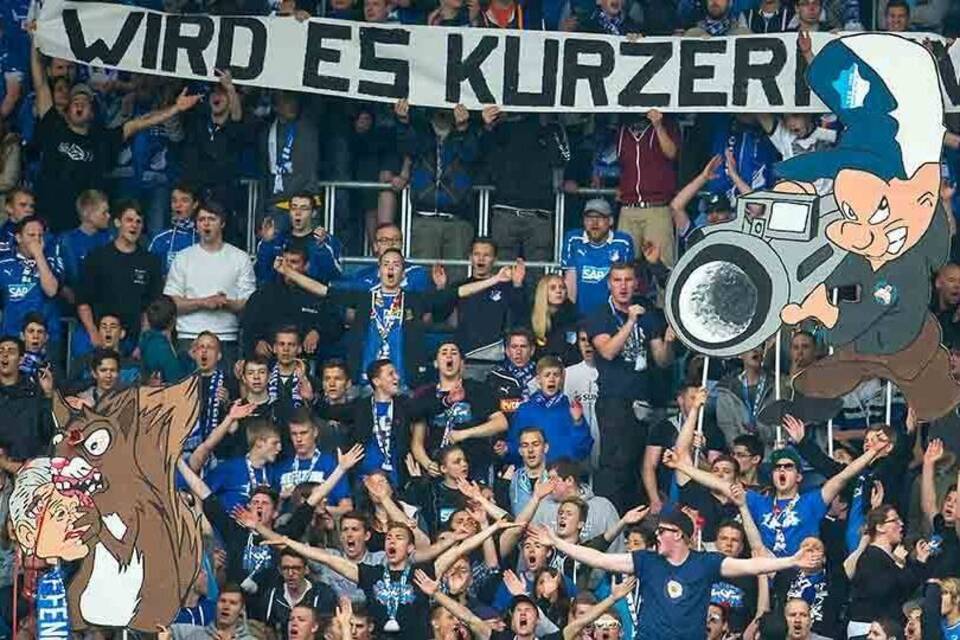 Prügelei zwischen Fans von 1899 Hoffenheim und Eintracht Braunschweig