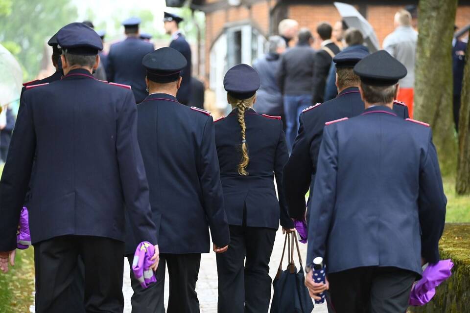 Gedenkgottesdienst nach Radlader-Unfall Gedenkgottesdienst nach Radlader-Unfall