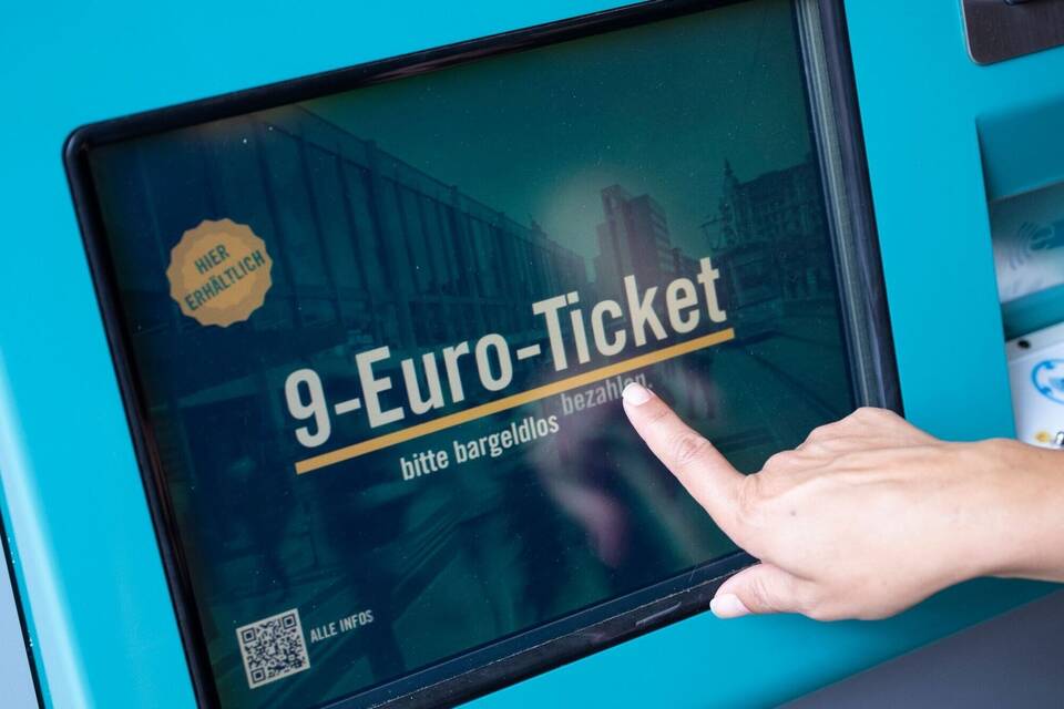 9-Euro-Ticket 9-Euro-Ticket