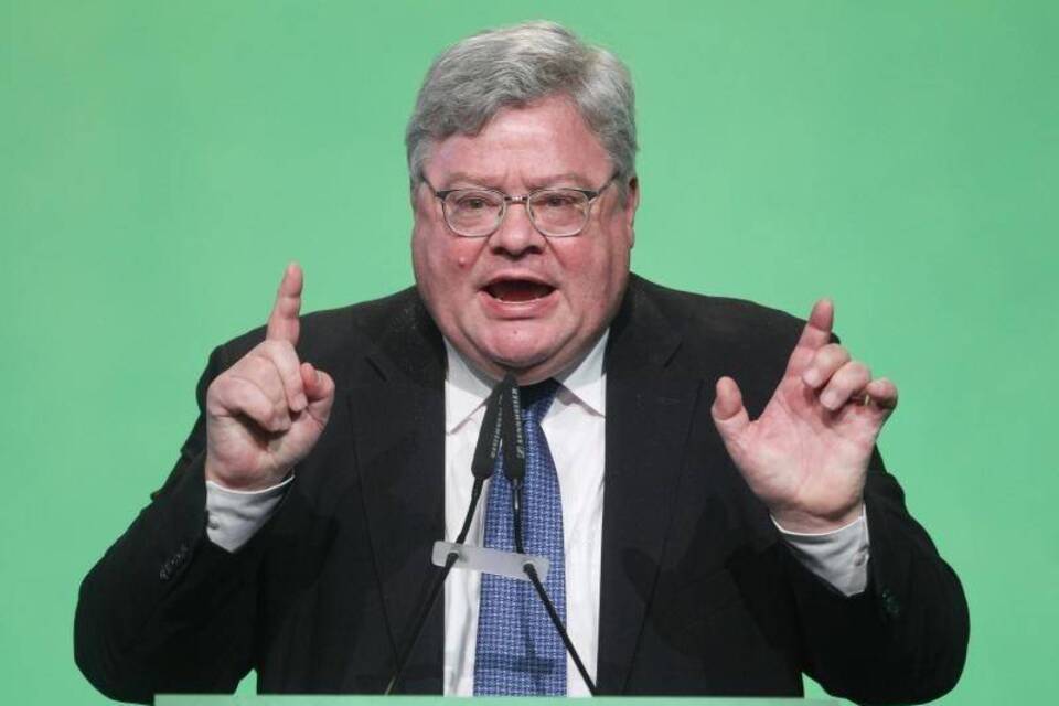 Reinhard Bütikofer Reinhard Bütikofer