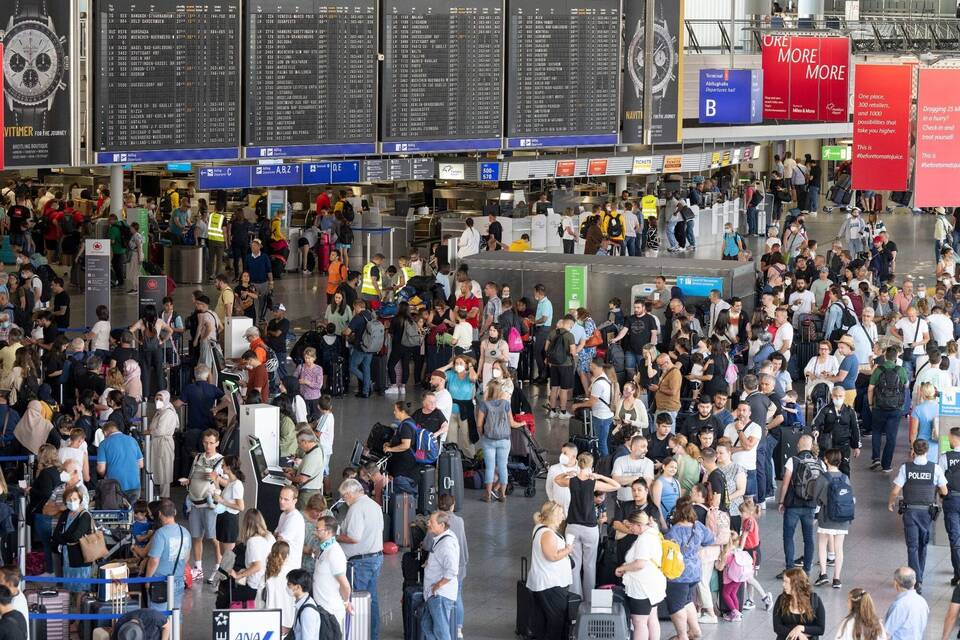 Flughafen Flughafen