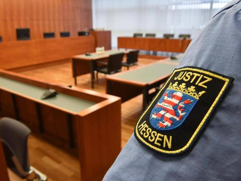 Bi mädchen aus mann