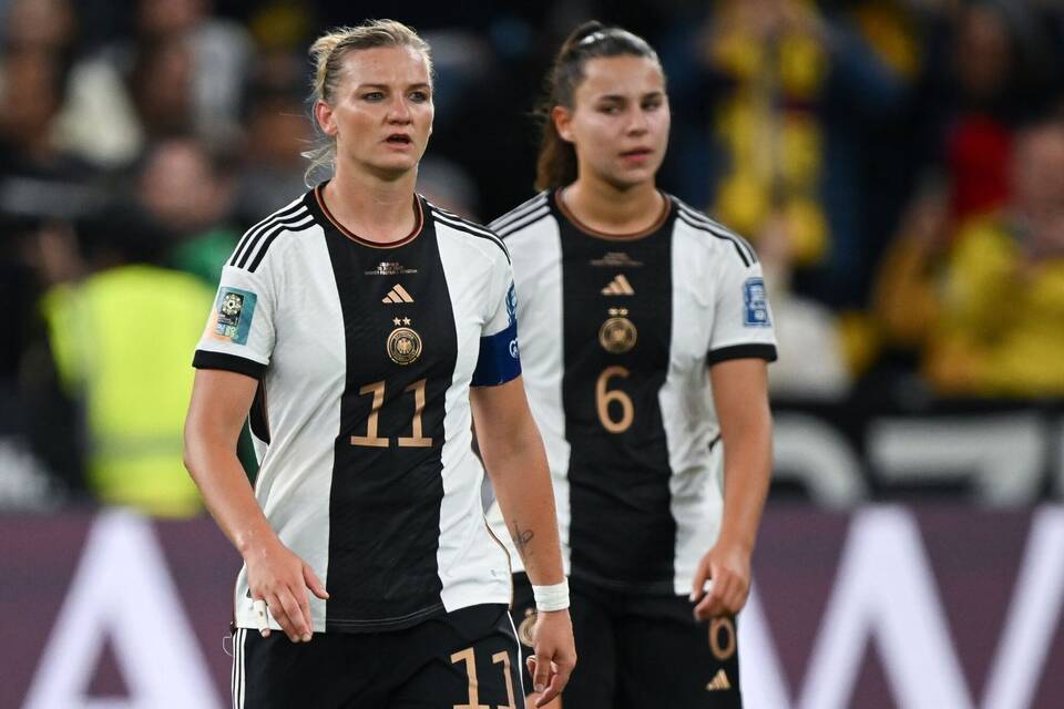 Alexandra Popp und Lena Oberdorf