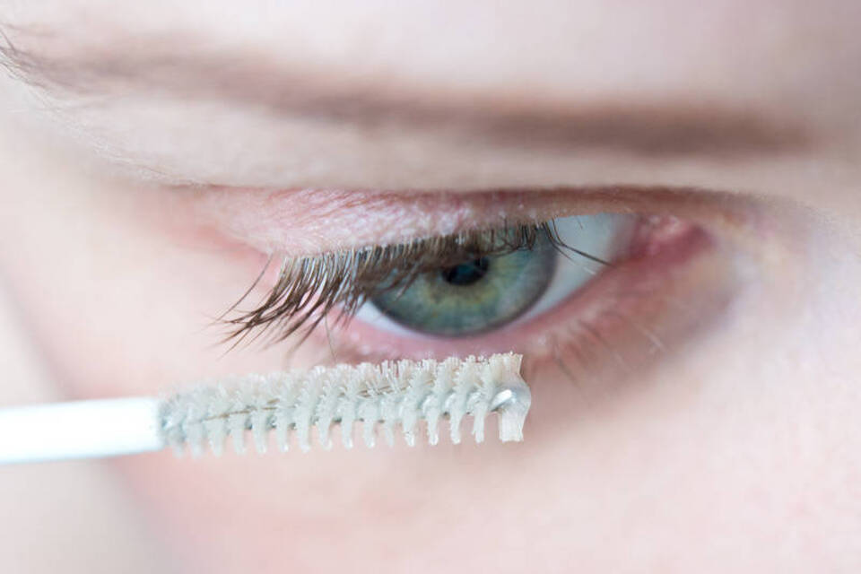 Augenaufschlag mit Wow-Effekt: Auch Wimpern brauchen Pflege