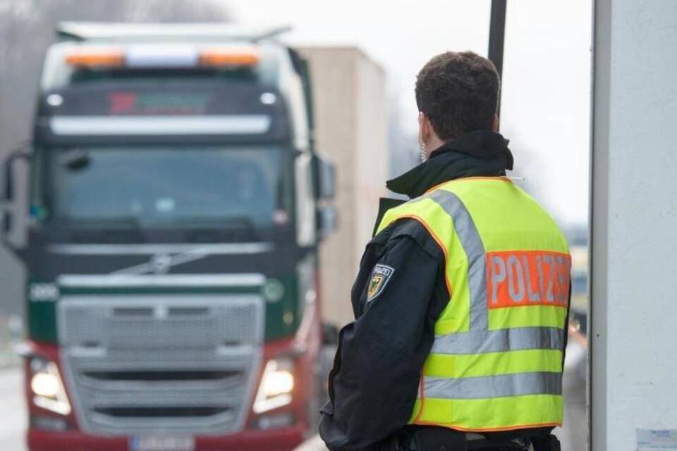 Verkehrsbehinderungen durch Grenzkontrollen