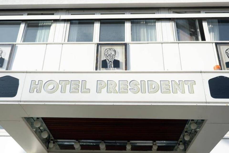 Berlin will Hotelbetten für Flüchtlinge anmieten Politik Rhein