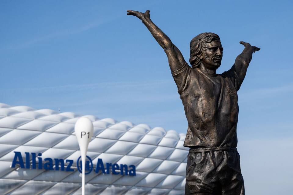 Denkmal für Gerd Müller