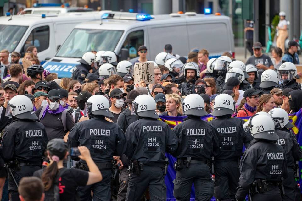 Demo gegen Abtreibungen und assistierten Suizid Demo gegen Abtreibungen und assistierten Suizid
