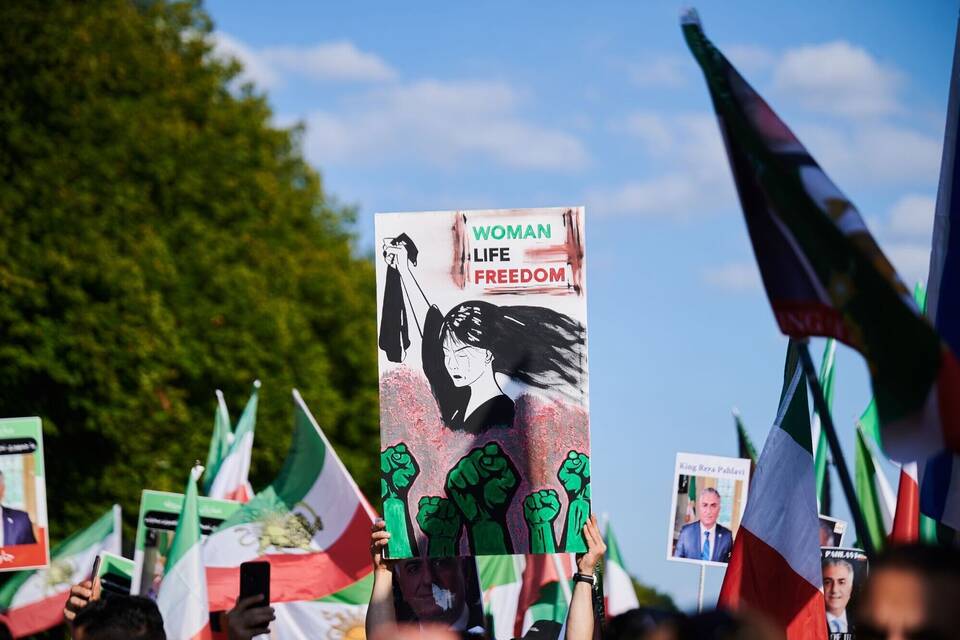 Demonstration zum ersten Todestag von Jina Mahsa Amini Demonstration zum ersten Todestag von Jina Mahsa Amini