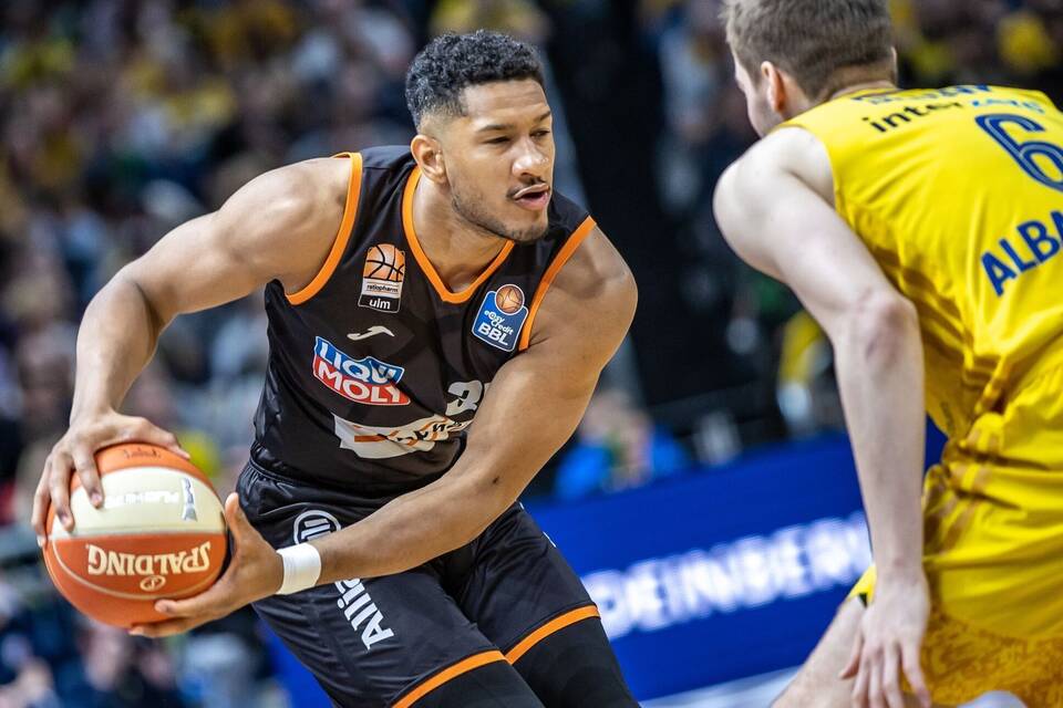 Karim Jallow Karim Jallow