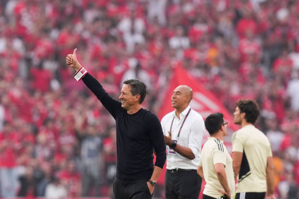Roger Schmidt Roger Schmidt