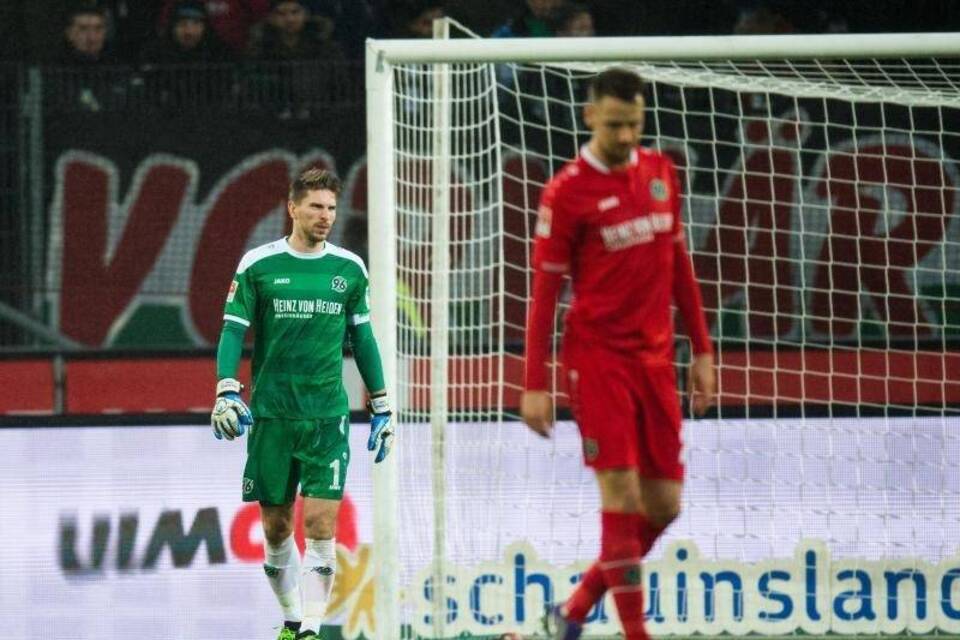 Hannover 96 - FC Augsburg Hannover 96 - FC Augsburg