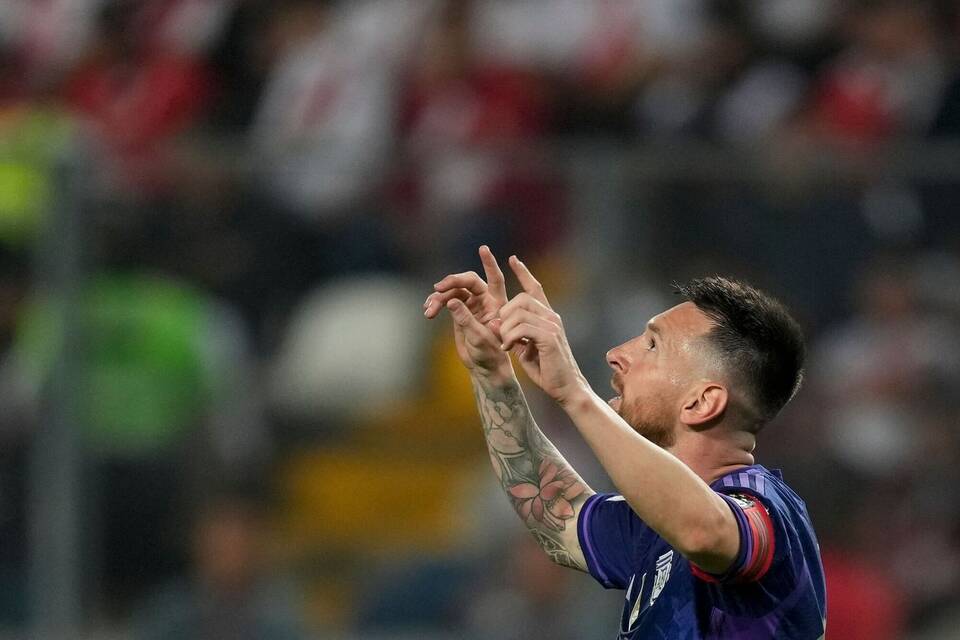 Lionel Messi Lionel Messi