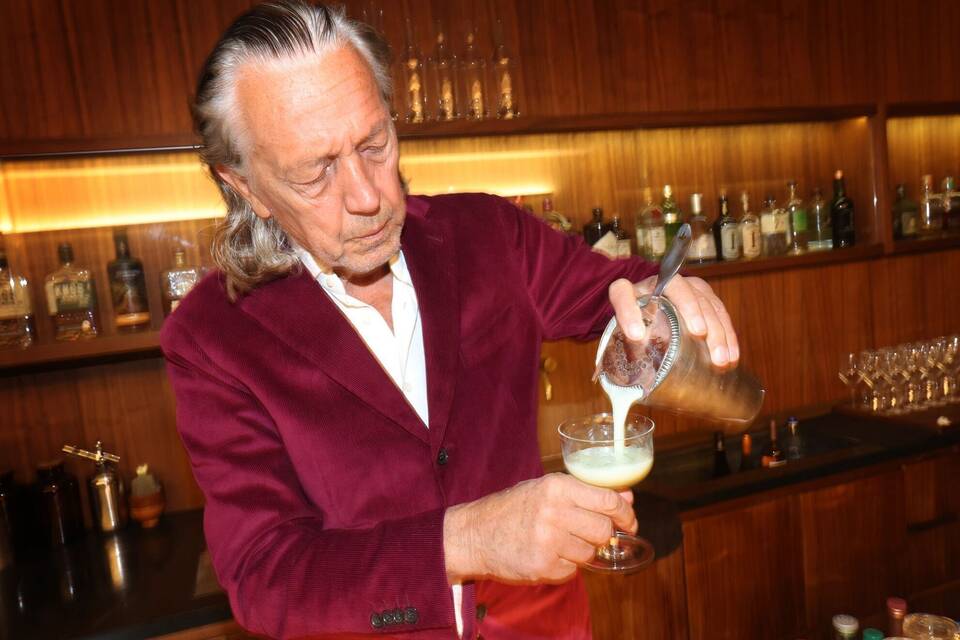 Cocktails und Bars - «Swimming Pool»