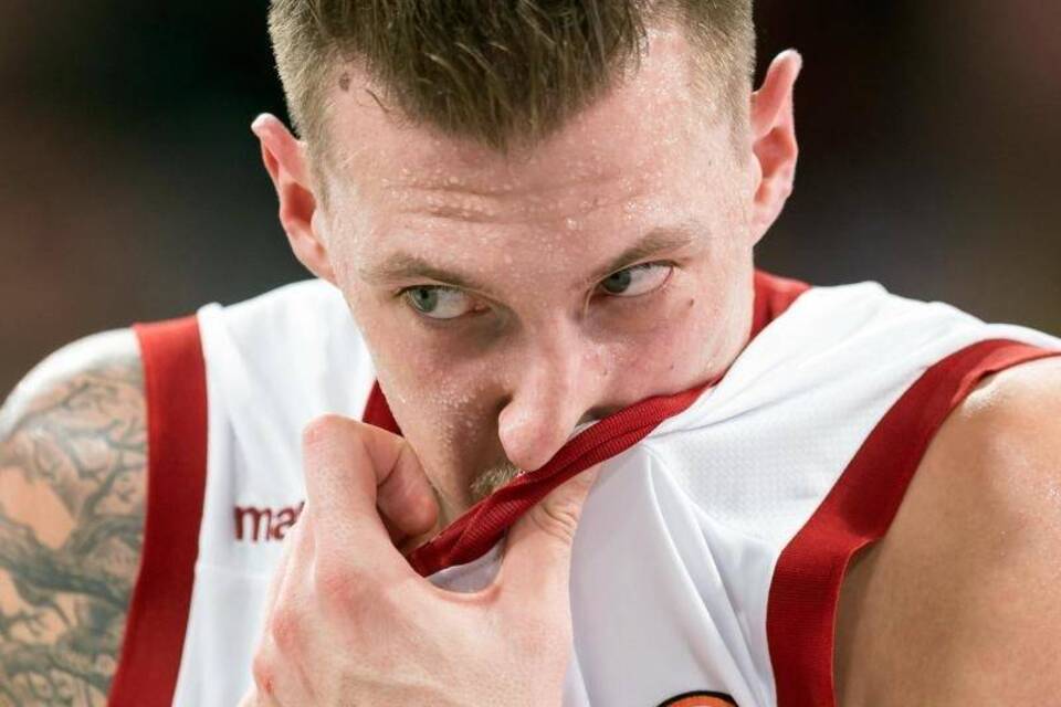 Daniel Theis