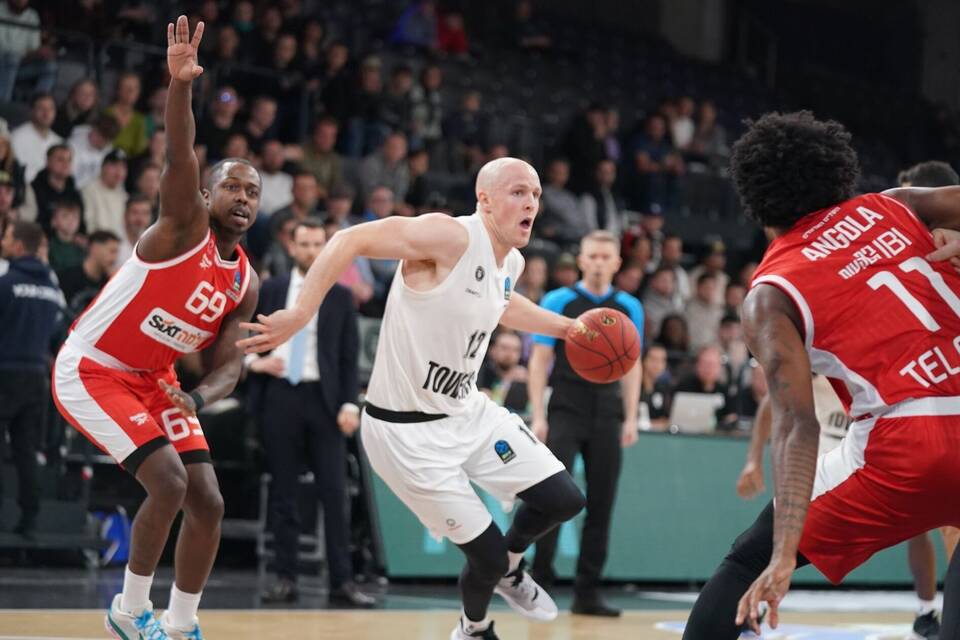 Hamburg Towers - Hapoel Tel Aviv Hamburg Towers - Hapoel Tel Aviv