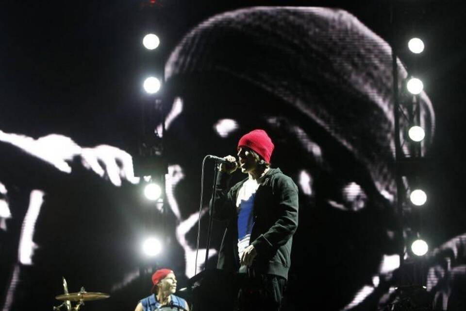 Red Hot Chili Peppers Red Hot Chili Peppers