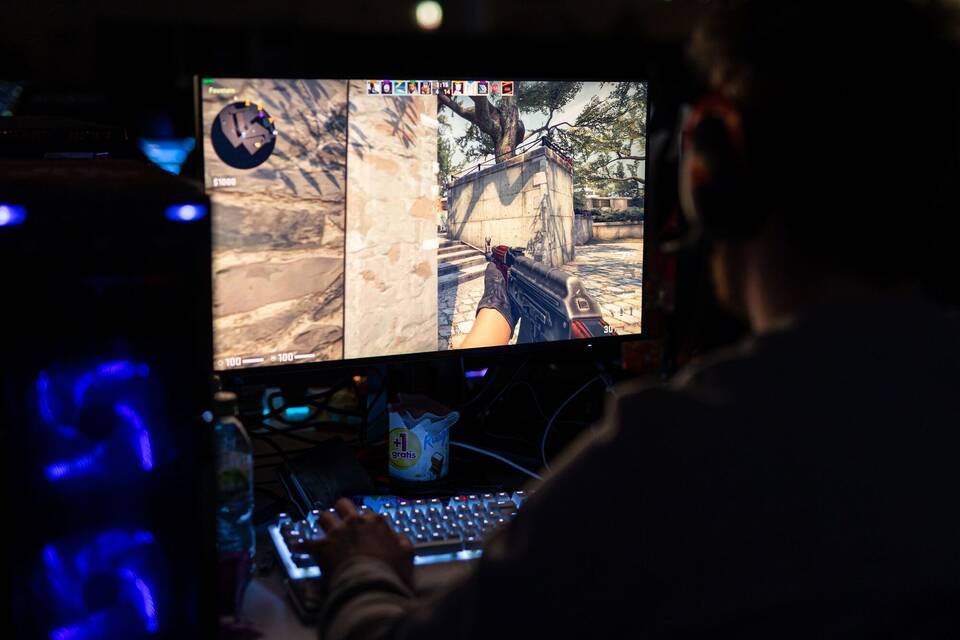 CS2 CS2