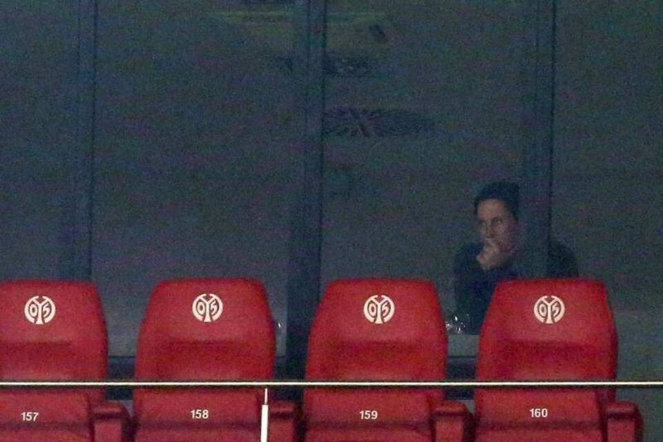 Roger Schmidt Roger Schmidt