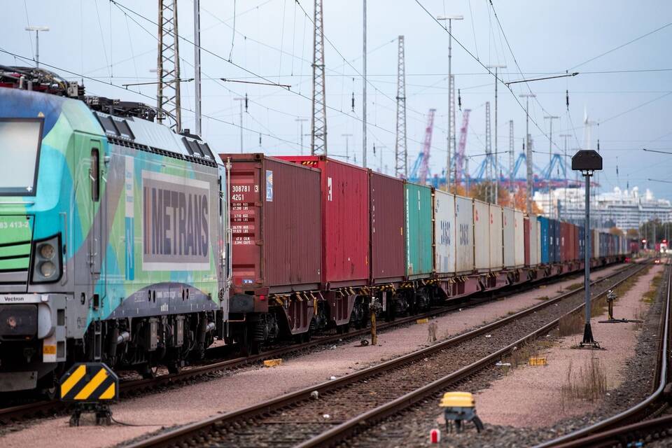 Container Container