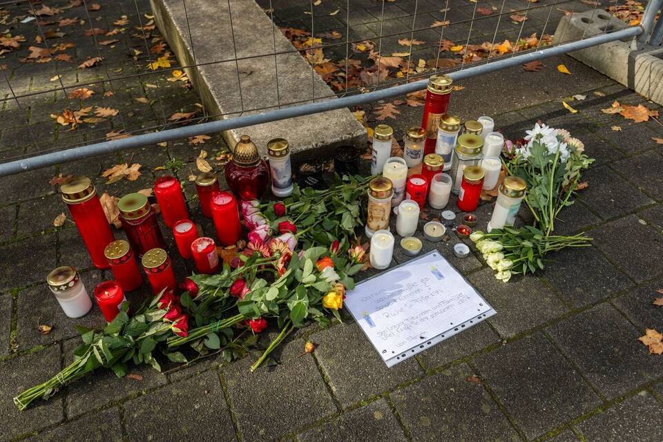 Gedenken an Waldbachschule Gedenken an Waldbachschule