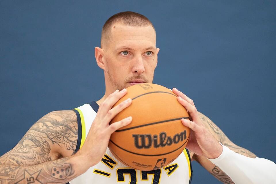 Daniel Theis