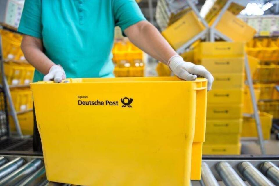 Post Post