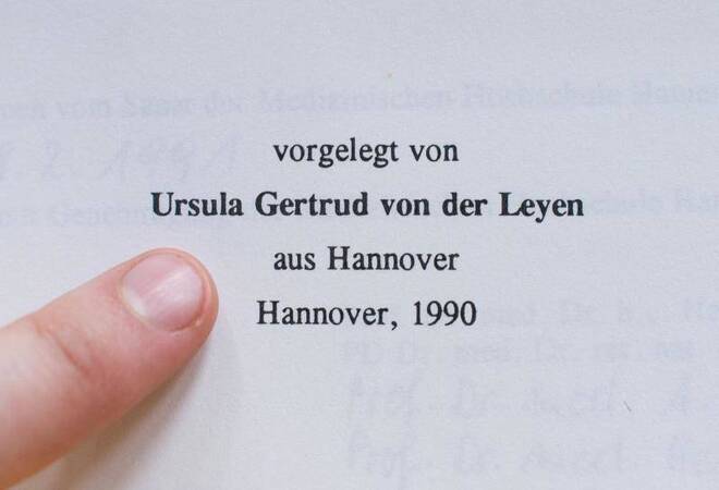 Deckblatt dissertation mhh 07 image