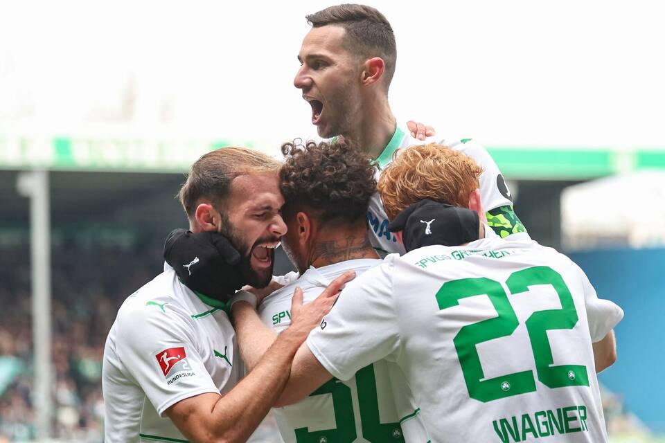SpVgg Greuther Fürth - SV Wehen Wiesbaden SpVgg Greuther Fürth - SV Wehen Wiesbaden