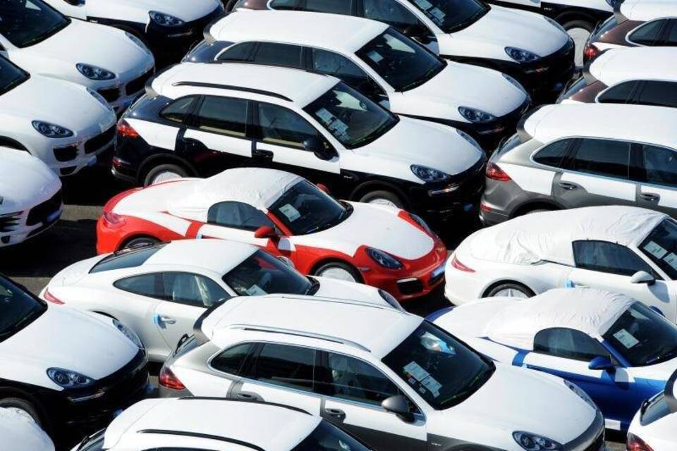 Neufahrzeuge von Porsche