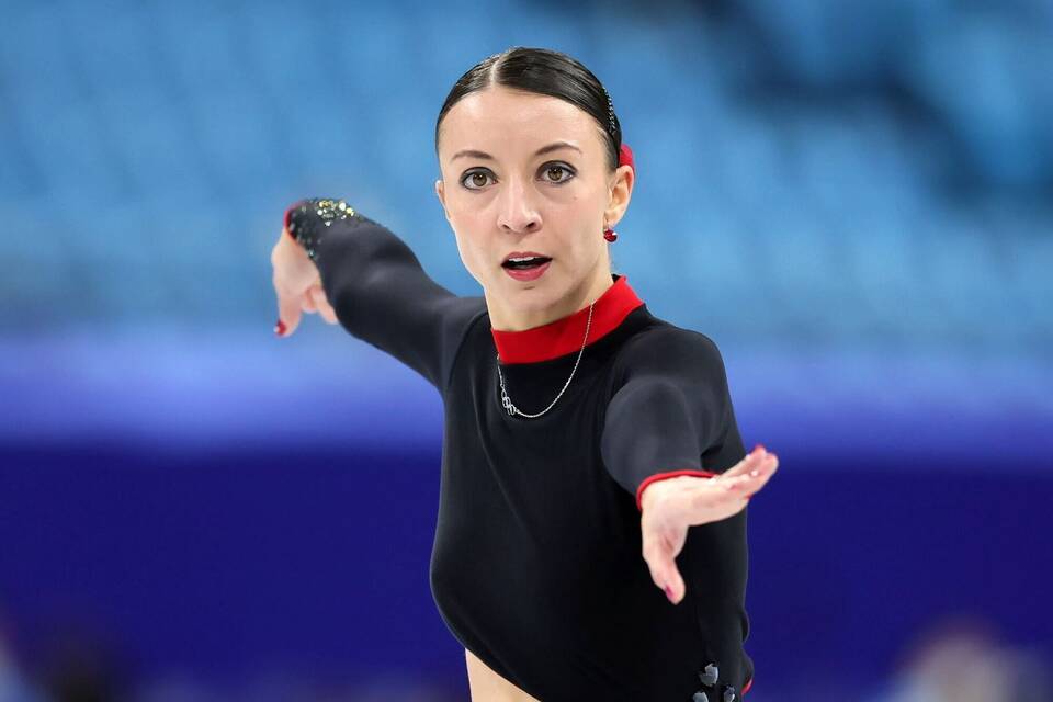 Nicole Schott