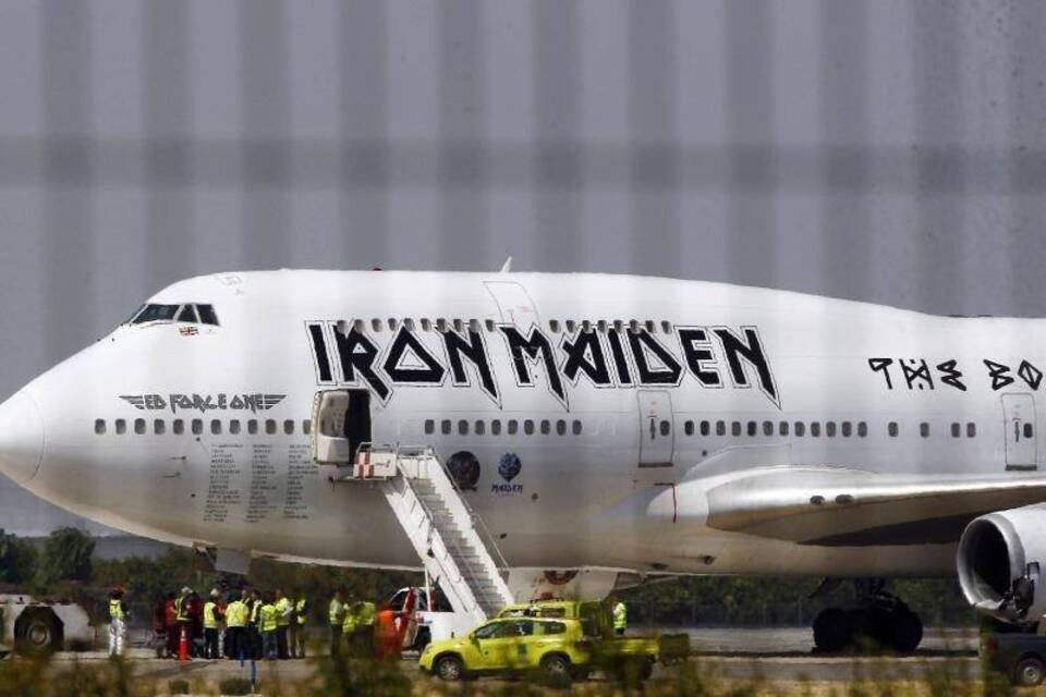 Iron Maiden Iron Maiden