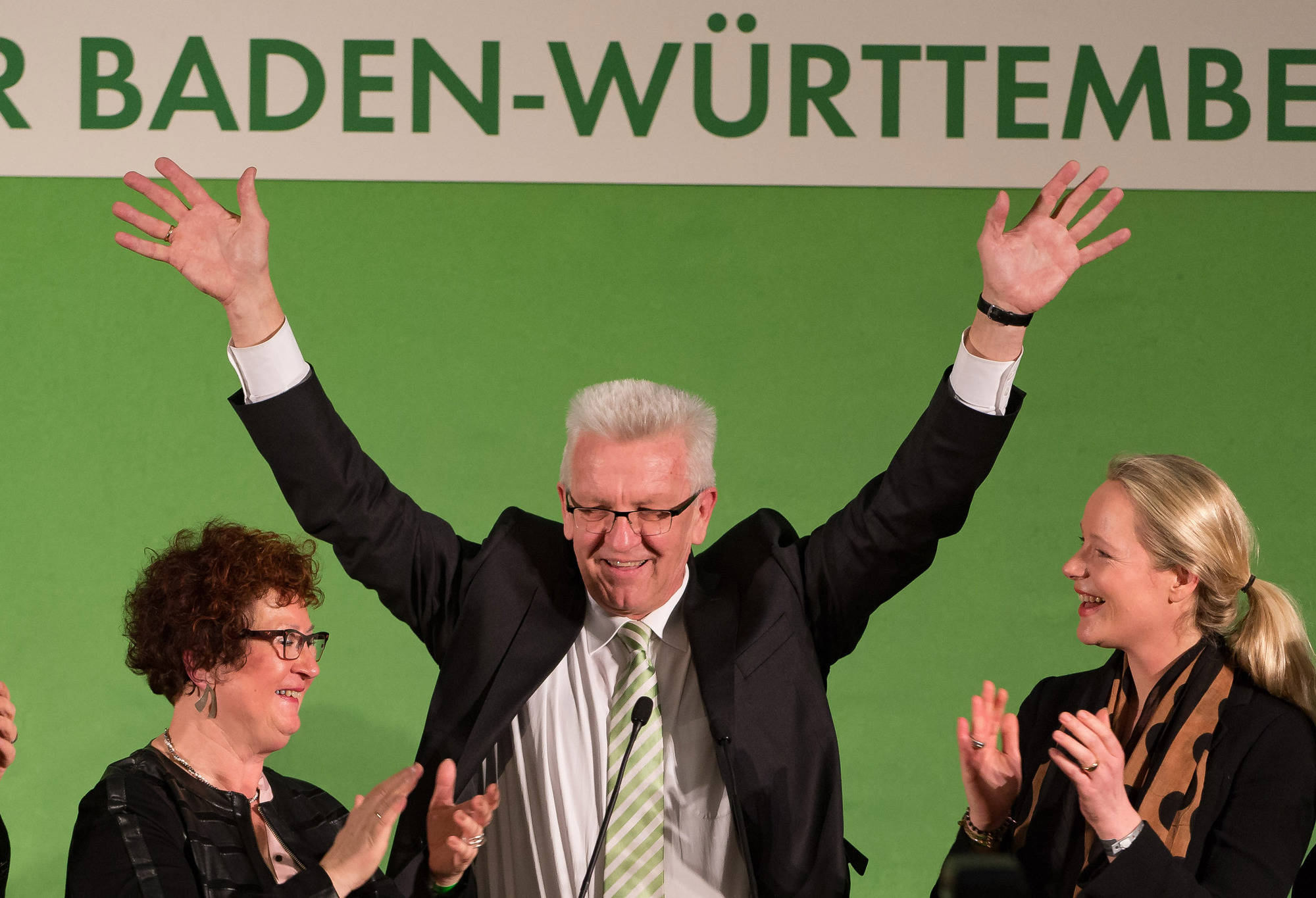 Landtagswahl Baden-Württemberg: Kretschmann erhebt Anspruch auf Regierungsbildung ...