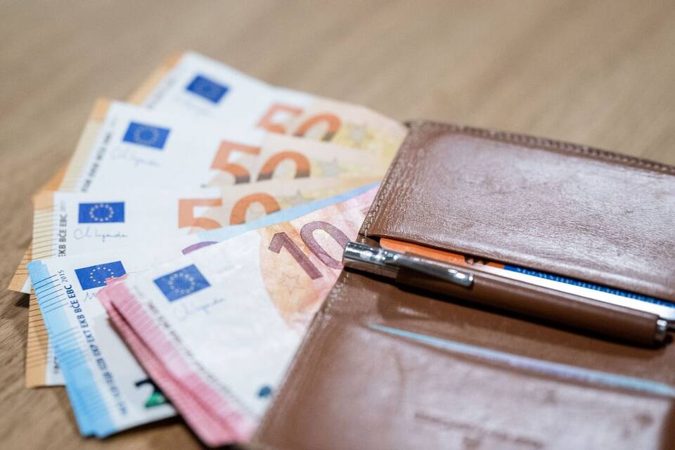 Bargeld Bargeld
