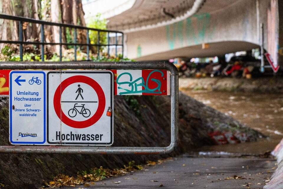 Erhöhte Hochwassergefahr durch Tauwetter und Regen im Südwesten