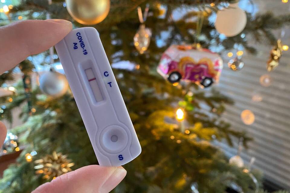 Coronavirus - Schnelltest vor Weihnachtsfeier
