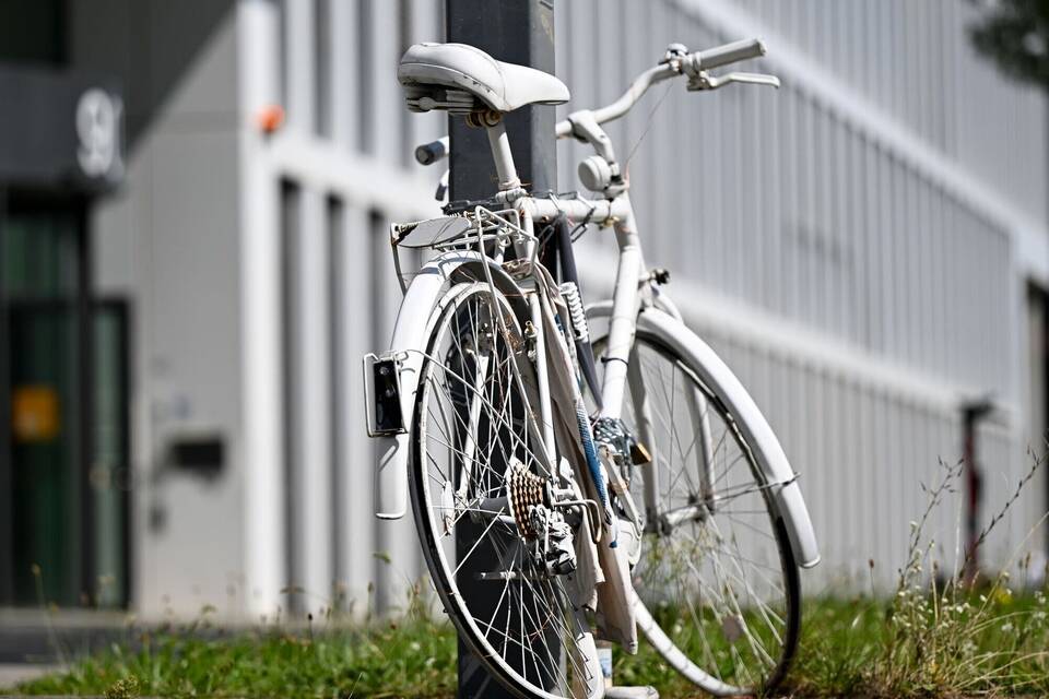 Ghost-Bike