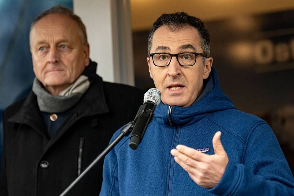 Cem Özdemir Cem Özdemir