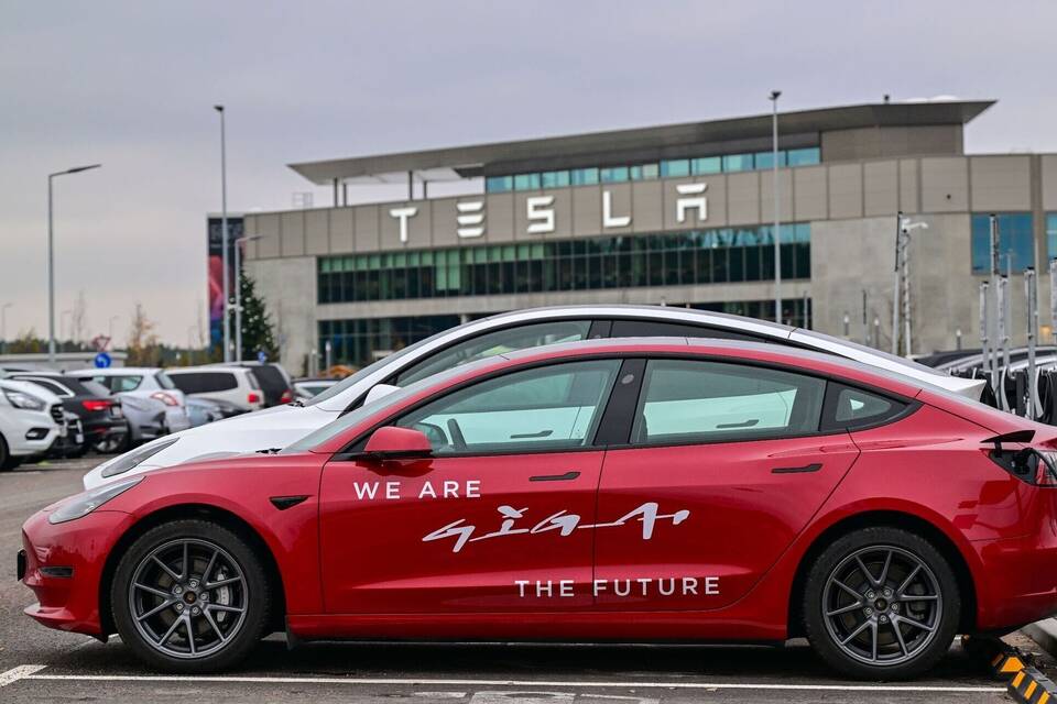 Tesla