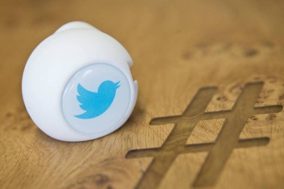Twitter Twitter