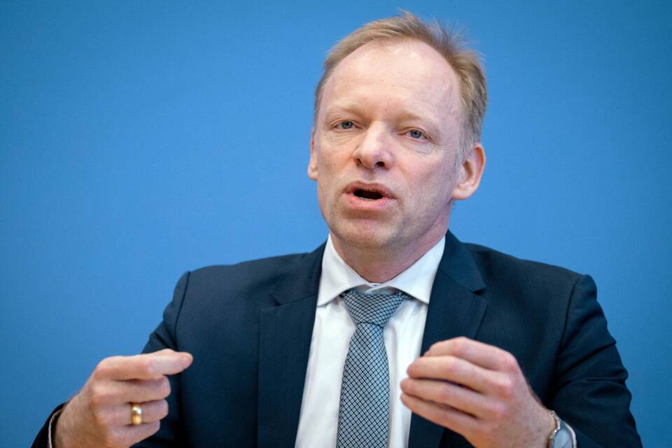 Clemens Fuest Clemens Fuest