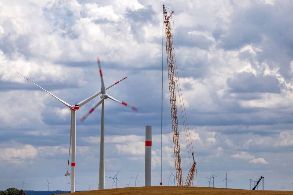 Ausbau von Windrädern Ausbau von Windrädern