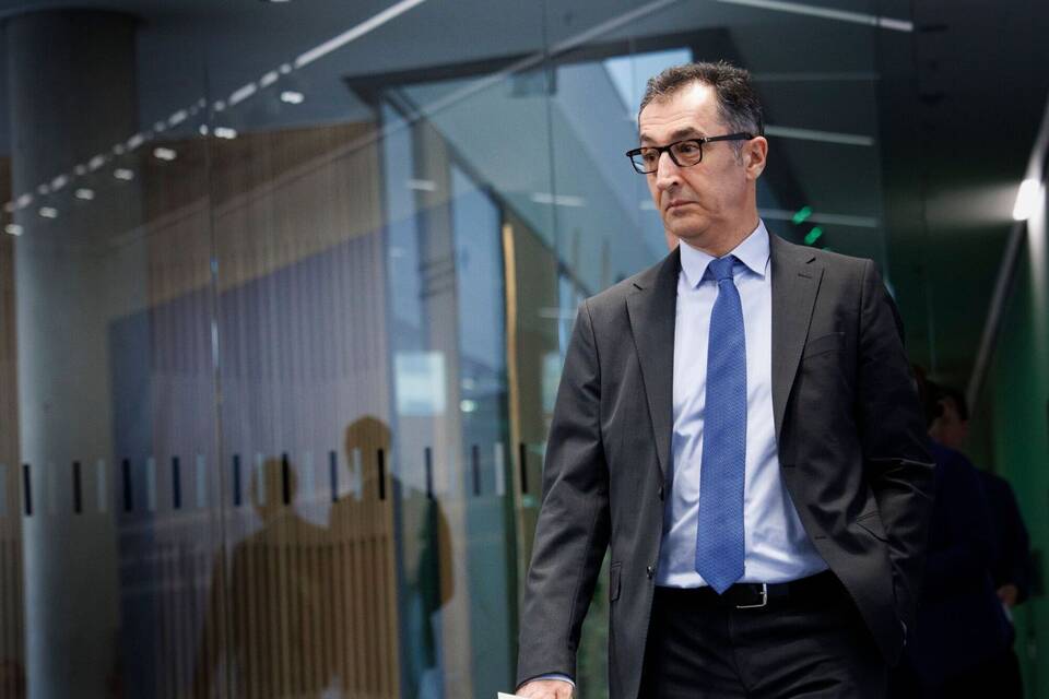 Cem Özdemir Cem Özdemir