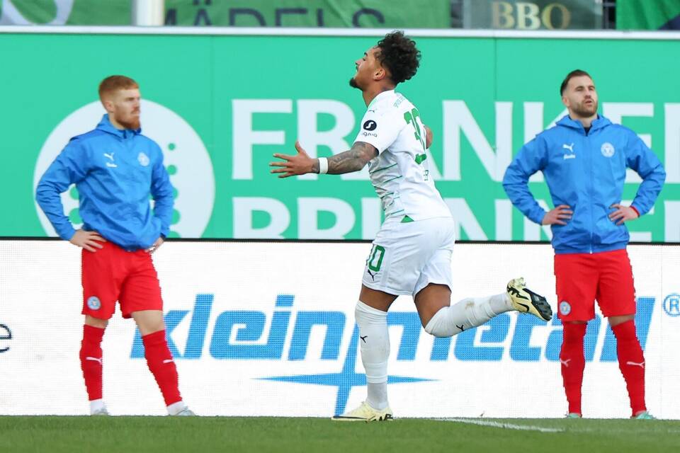 SpVgg Greuther Fürth - Holstein Kiel SpVgg Greuther Fürth - Holstein Kiel